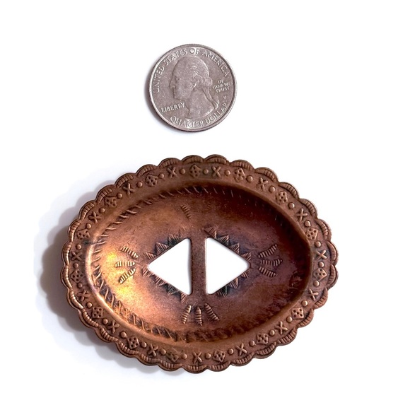 SALE Vintage 7 qty Navajo Hand Stamped Copper Belt Conchos - Picture 4 of 8